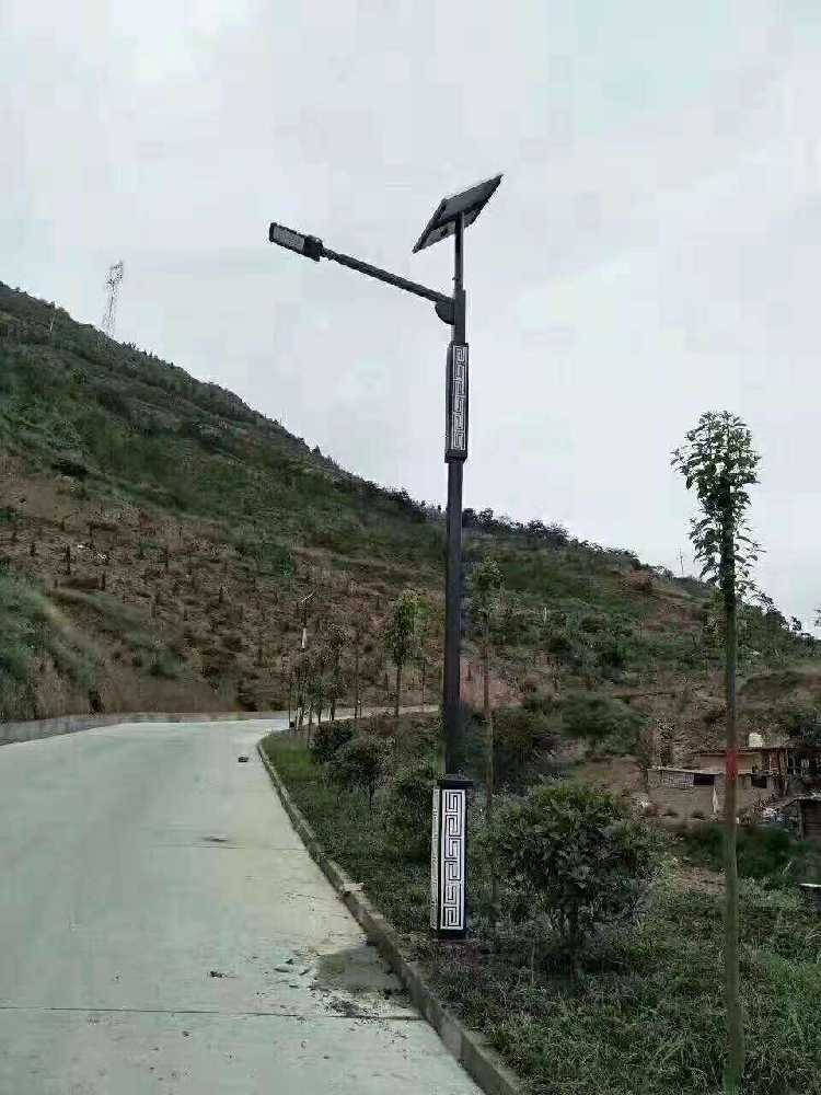 山东仿古太阳能路灯